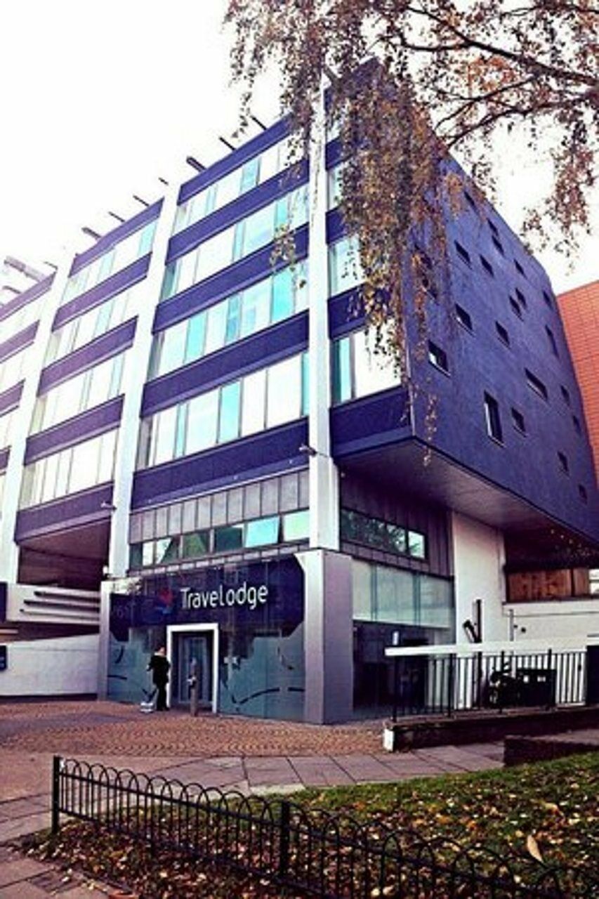 Travelodge London Teddington Zewnętrze zdjęcie